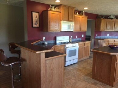 9235 E 75 S, Mill Creek, IN 46365 - photo 4