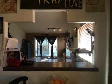 3417 Citrine Ln, Rosamond, CA 93560 - photo 2