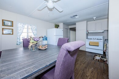 013 - 5532 W. Lazy South Street