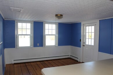 43 Ashland St unit A, Newburyport, MA 01950 - photo 2