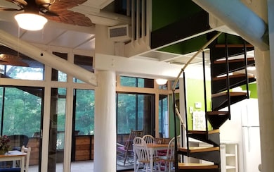 726 SW Santa fe Dr, Fort White, FL 32038 - photo 2