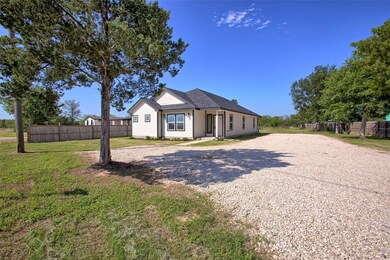 956 Texas 304, Bastrop, TX 78602 - photo 2