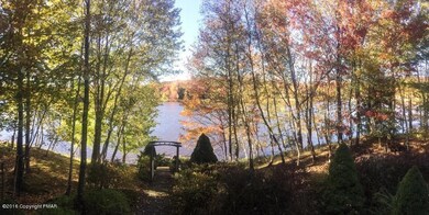 1469 Arrowhead Dr, Pocono Lake, PA 18347 - photo 6