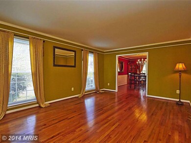 8203 Labbe Ln, Vienna, VA 22182 - photo 6