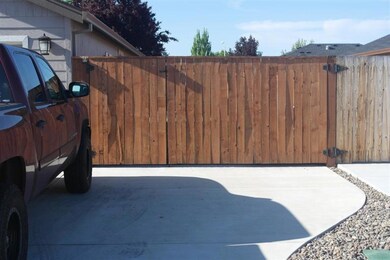 245 Willow Bend Way, Central Point, OR 97502 - photo 2