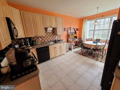 14 Frost Ln, East Windsor, NJ 08520 - photo 4