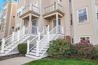 5 Iona St unit B, Roslindale, MA 02131 - photo 4