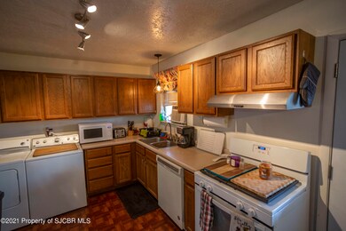 5005 Kayenta Dr, Farmington, NM 87402 - photo 2