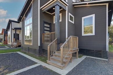 2614 Noble St, Houston, TX 77026 - photo 2