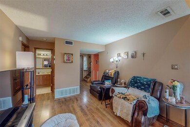 13 Dewberry Ct, Bedford, TX 76021 - photo 7