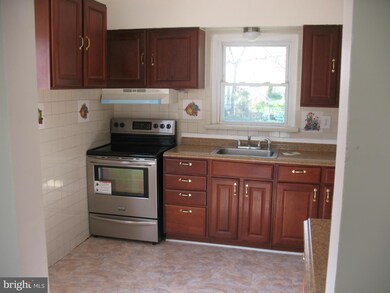 2116 Chapman Rd, Hyattsville, MD 20783 - photo 7