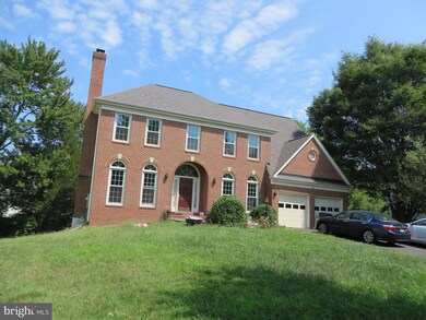 4725 Rippling Pond Dr, Fairfax, VA 22033 - photo 5