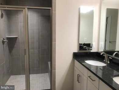 42416 Dogwood Glen Square, Sterling, VA 20166 - photo 5