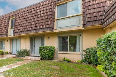 3332 S Elm St, Tempe, AZ 85282 - photo 2