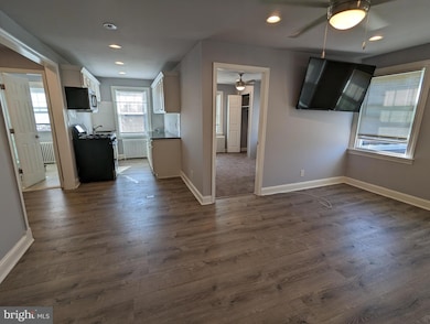 401 Montgomery St unit 2, Laurel, MD 20707 - photo 3