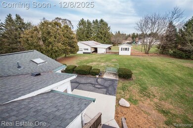 4141 van Amberg Rd, Brighton, MI 48114 - photo 5