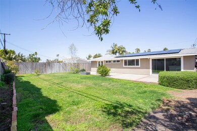 273 Bowling Green Dr, Costa Mesa, CA 92626 - photo 4