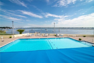 400 Narragansett Pkwy unit 12, Warwick, RI 02888 - photo 5