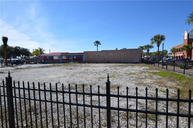 230 E Main St, Tavares, FL 32778 - photo 3