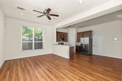738 Link Rd, Houston, TX 77009 - photo 6