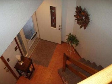 9 Eaton Ct, Haverhill, MA 01832 - photo 2