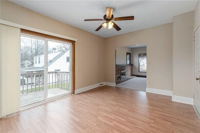 4039 9th St, Des Moines, IA 50313 - photo 5