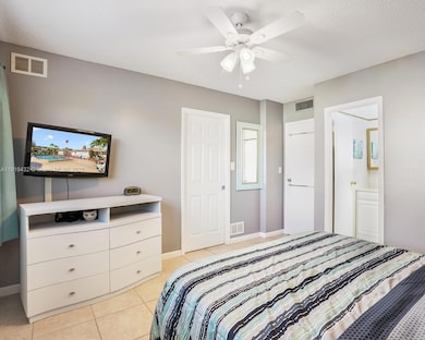 4705 NW 35th St unit 515, Lauderdale Lakes, FL 33319 - photo 4