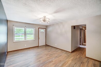 5061 East Rd (4)