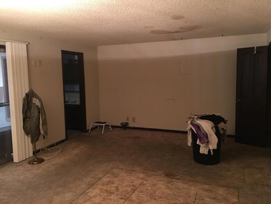 3037 East Clarendon 2