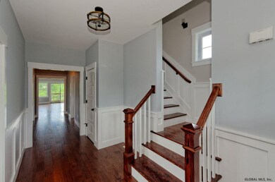 117 Crane St, Schenectady, NY 12302 - photo 4