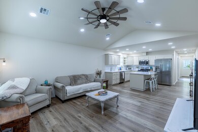 15 S Ora St, Pryor, OK 74361 - photo 7