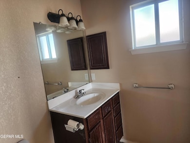 14282 Desert Cactus Dr, Horizon City, TX 79928 - photo 6