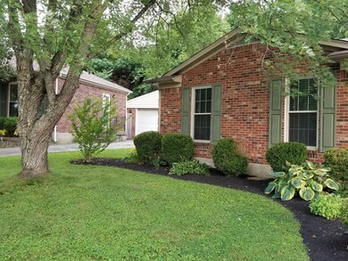 6808 Beackstone Ct, Louisville, KY 40228 - photo 3