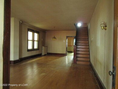 107 Putnam St, West Hazleton, PA 18202 - photo 3