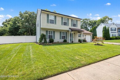 942 Mcguire Dr, Toms River, NJ 08753 - photo 3
