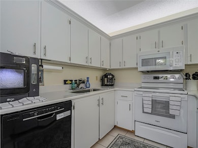 1170 6th Ave unit 32D, Vero Beach, FL 32960 - photo 4