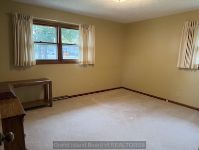 1804 26th St, Central City, NE 68826 - photo 2