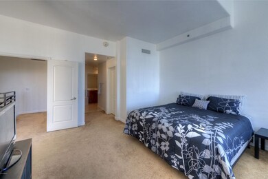 Master Bedroom - Bath