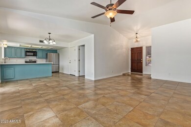 1427 S 37TH ST Living Room 2