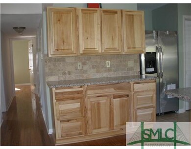 Kitchen. Stainless steel appliances too