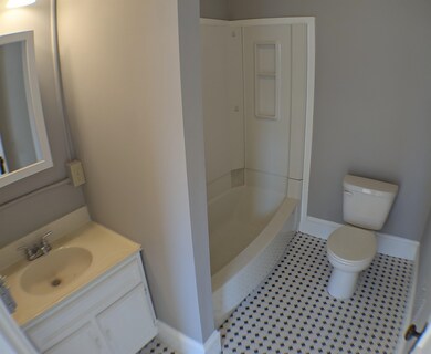 25 West St unit 301, Keene, NH 03431 - photo 4