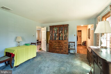 4467 Wismer Rd, Doylestown, PA 18902 - photo 6