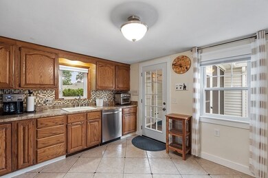 19 Douglas Ave, Leominster, MA 01453 - photo 5