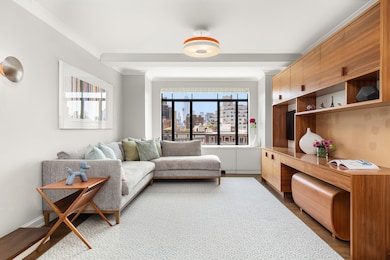 130 W 12th St unit 9A, New York, NY 10011 - photo 7