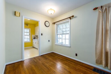 483 E Jeffrey Place, Columbus, OH 43214 - photo 7