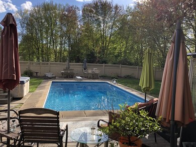 21 Kelleher Dr, South Deerfield, MA 01373 - photo 5