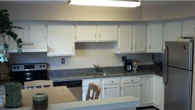 160 Yorkshire Way unit F, Hatboro, PA 19040 - photo 5