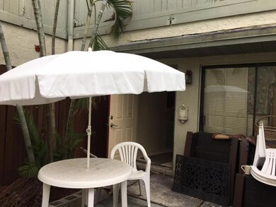 6 Crossings Patio
