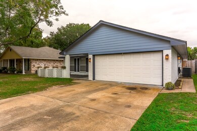 7214 Brook Stone Dr, Houston, TX 77040 - photo 2