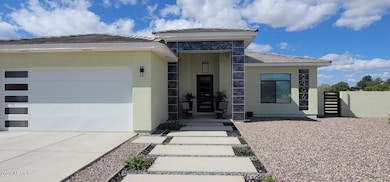 2906 Acacia front 2